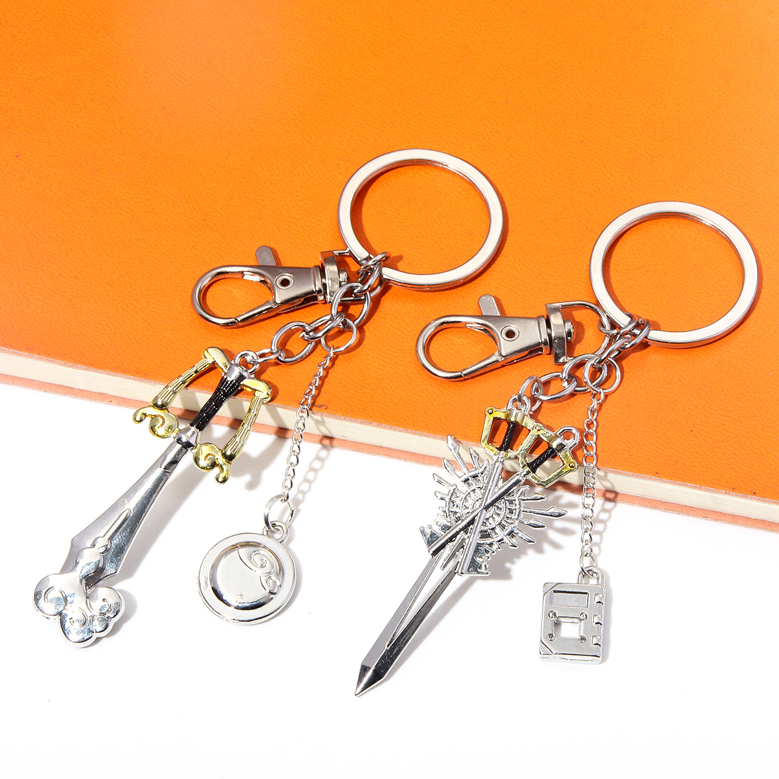 Keyblade Cosplay Prop - Game Kingdom Hearts Sora Key Keychain