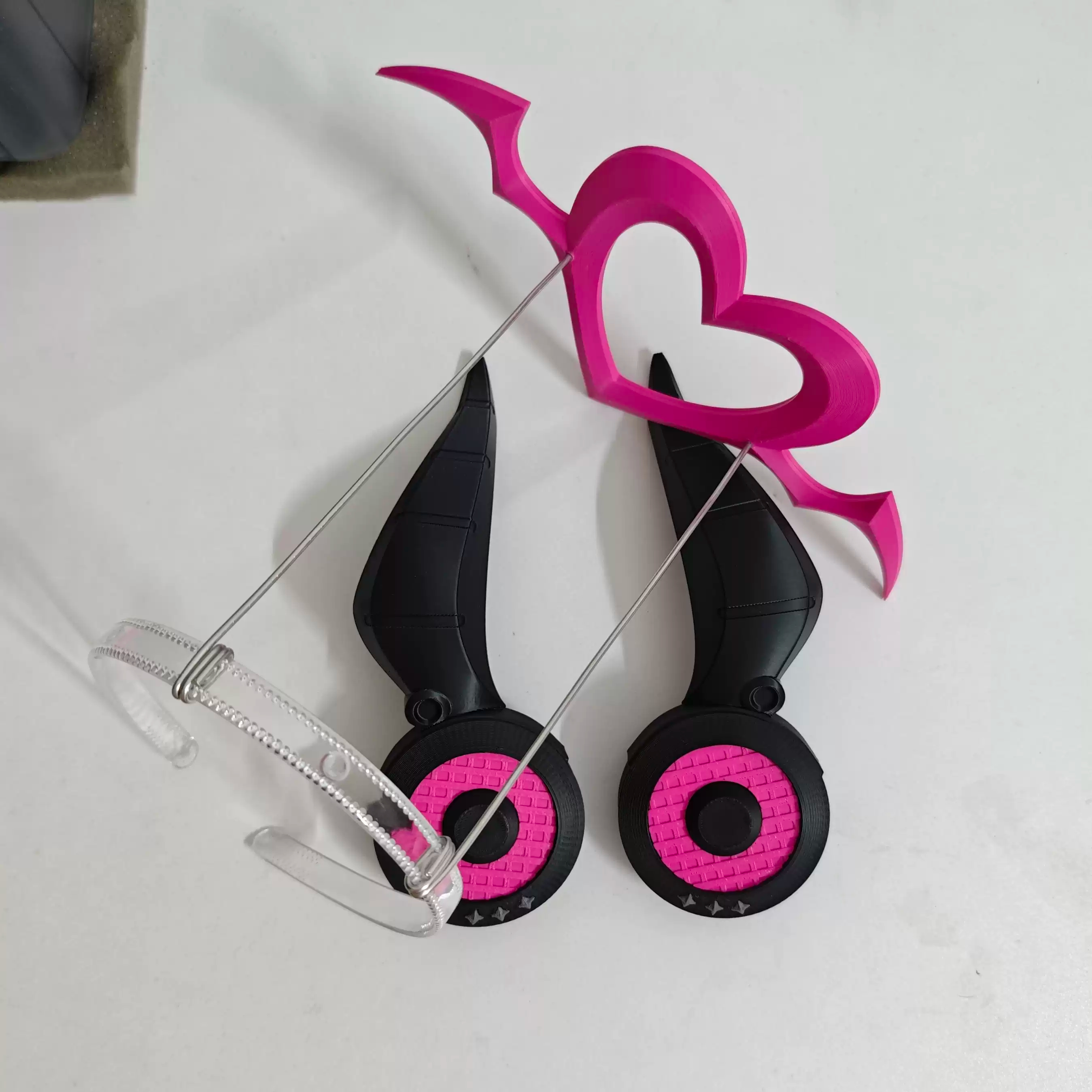 Anime Zenless Zone Zero Angels - огляд і ціна Cosplay Prop Discord