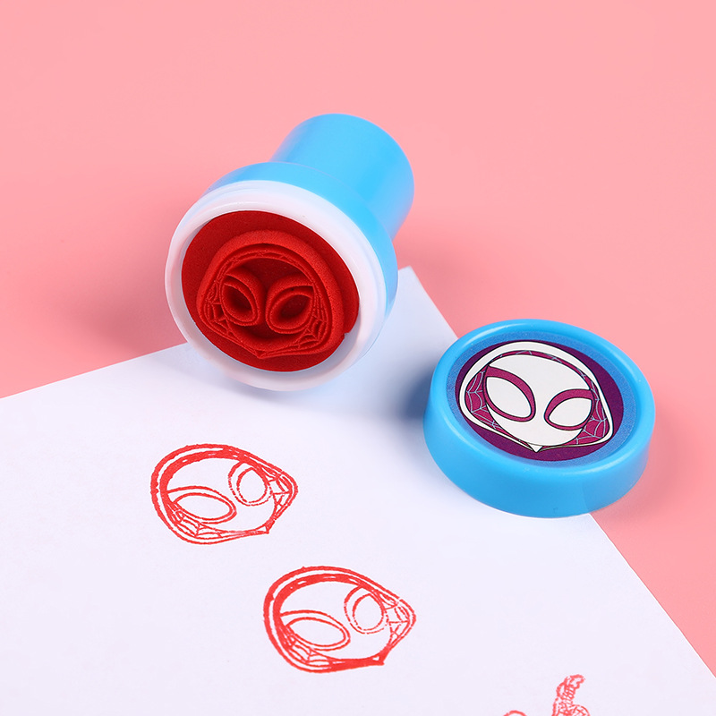 Spidey and His Amazing Stamps  - огляд і ціна Cosplay Prop Filler