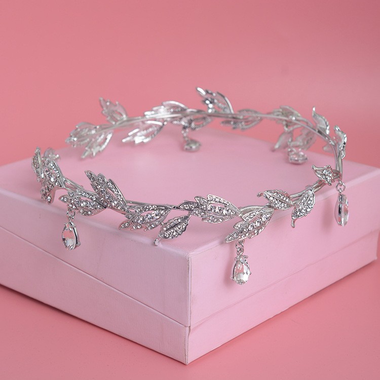 Luxury Crystal Crown Bridal Ha - огляд і ціна Aerith Cosplay Prop