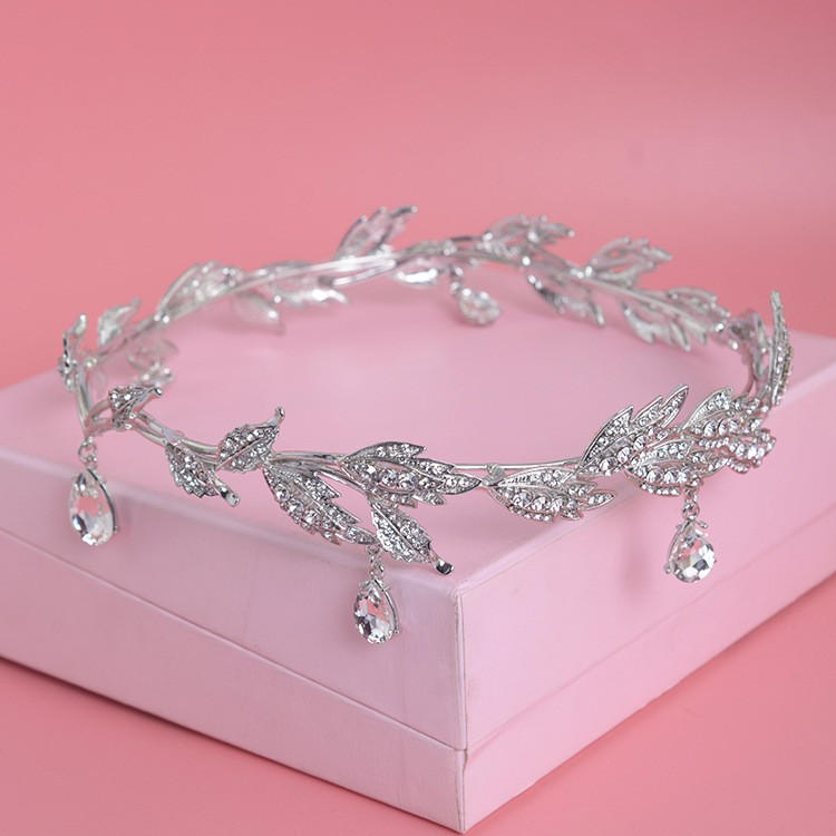 Luxury Crystal Crown Bridal Ha - огляд і ціна Aerith Cosplay Prop