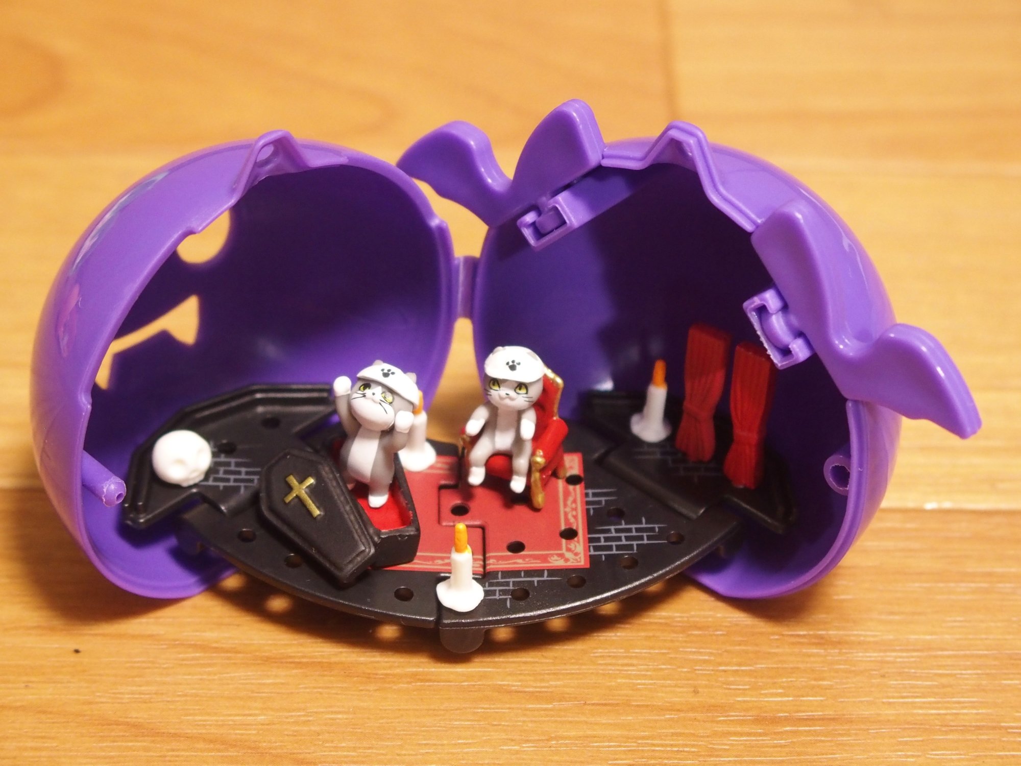 Tarlin capsule toys kawaii 2-w - огляд і ціна Cosplay Bat Prop